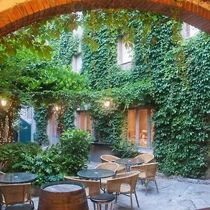 hotel-jardi-suites-apartaments.catalonia-hotels.com/